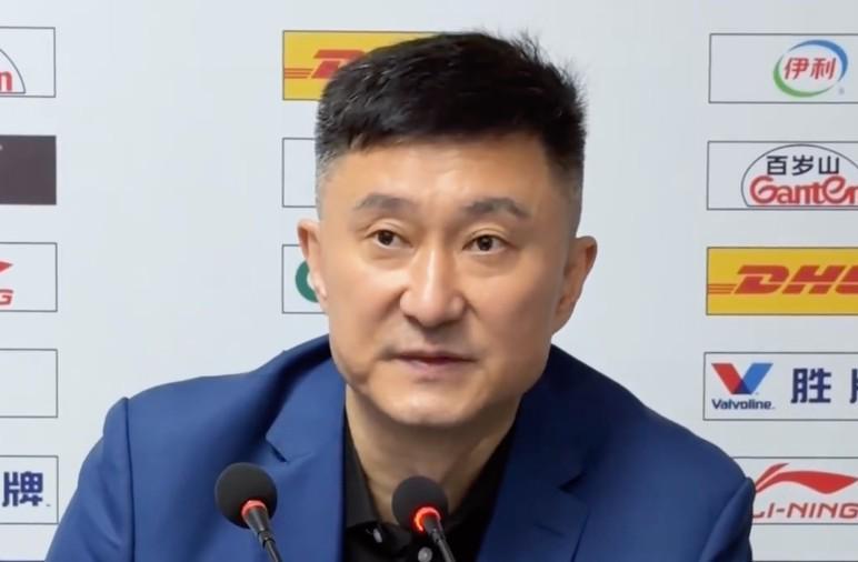 开云-杜锋谈1000场胜利：俱乐部走到今天不容易，作为一份子我很自豪